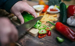 Culinary Grads Share Tips They Didn't Learn In School But Find Very Useful (30 Tips)