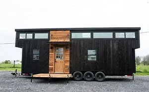 Beautiful Tiny House With Removable Pergola & Deck.
