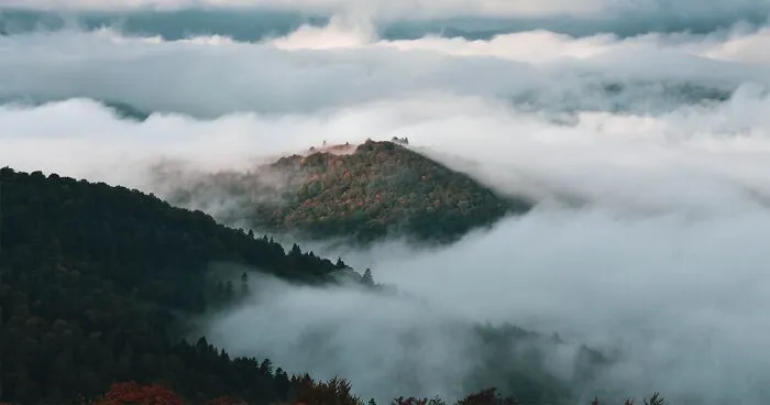 The Ukrainian Carpathians In Autumn Inspired Me To Capture These Photographs (38 Pics)