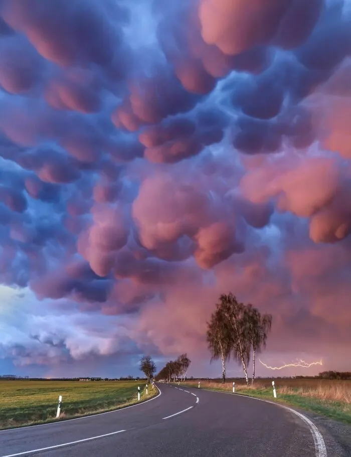 Finalist 'Mammatus Outbreak' By Borisss1982