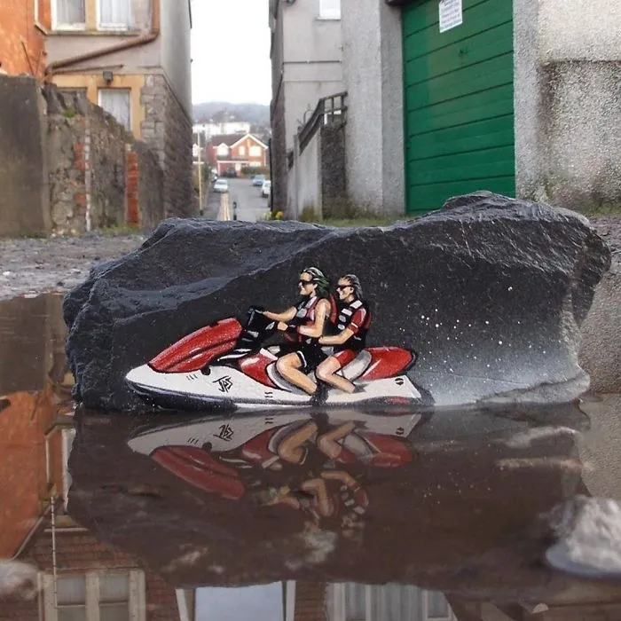 This Artist Creates Graffiti That Interact With Their Surroundings (30 Pics)