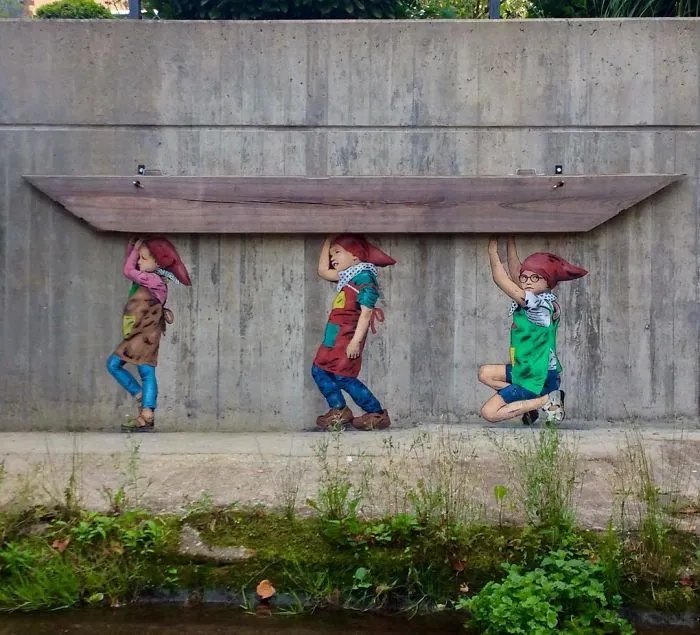This Artist Creates Graffiti That Interact With Their Surroundings (30 Pics)