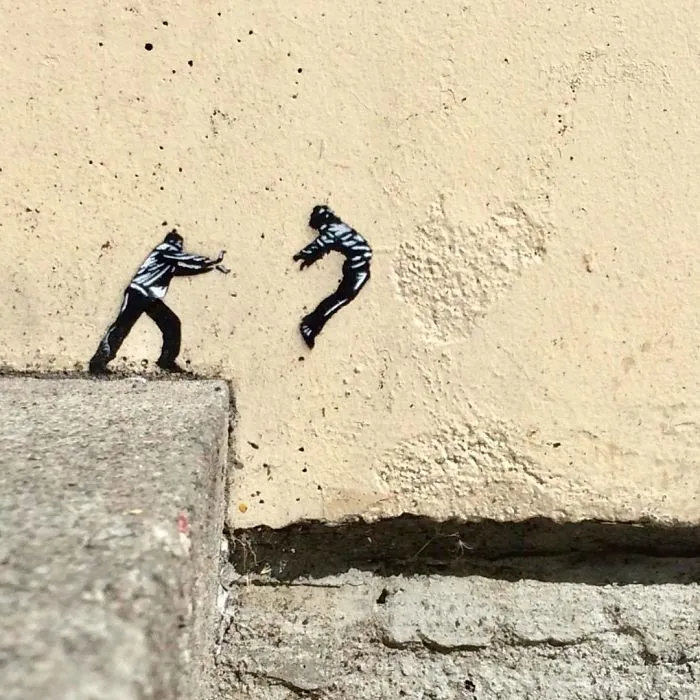 This Artist Creates Graffiti That Interact With Their Surroundings (30 Pics)