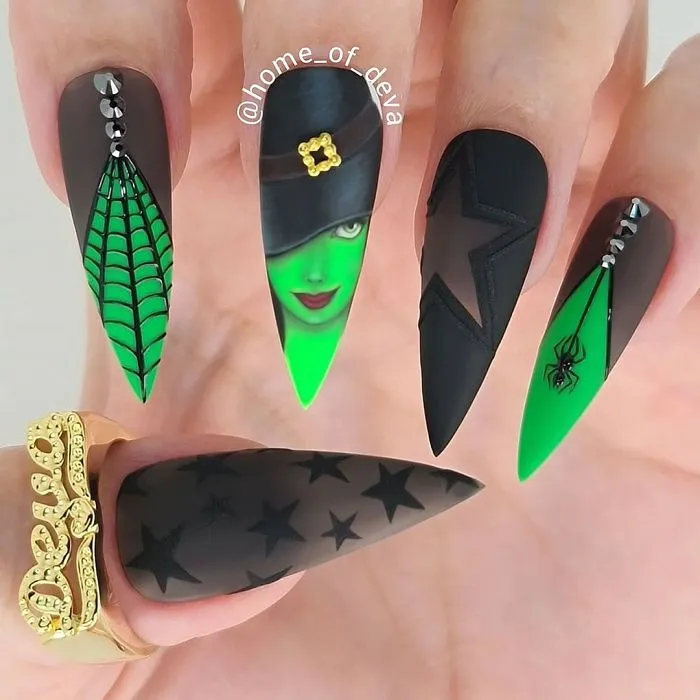 30 Times People 'Nailed' Halloween Nail Art
