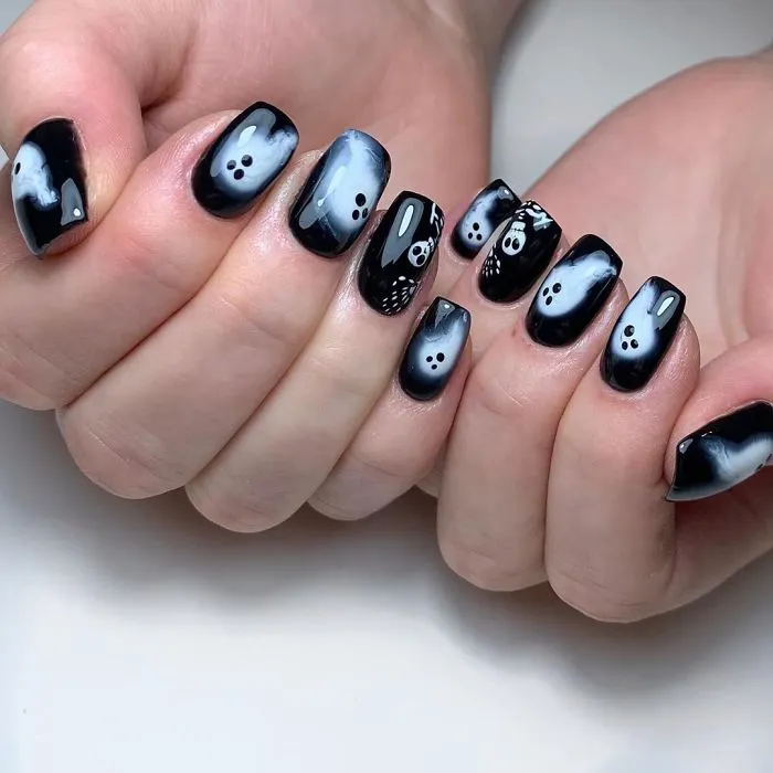 30 Times People 'Nailed' Halloween Nail Art