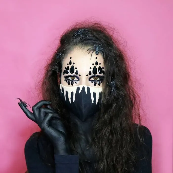 30 Genius Halloween Face Masks