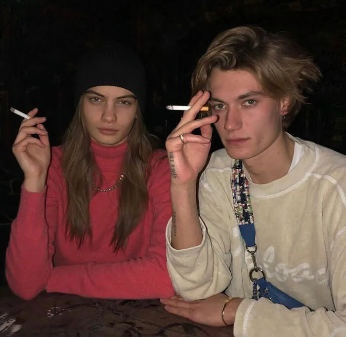 ¿Hermanos o Pareja?