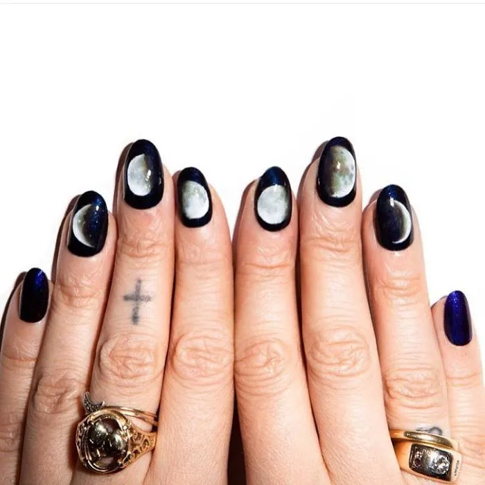 30 Times People 'Nailed' Halloween Nail Art