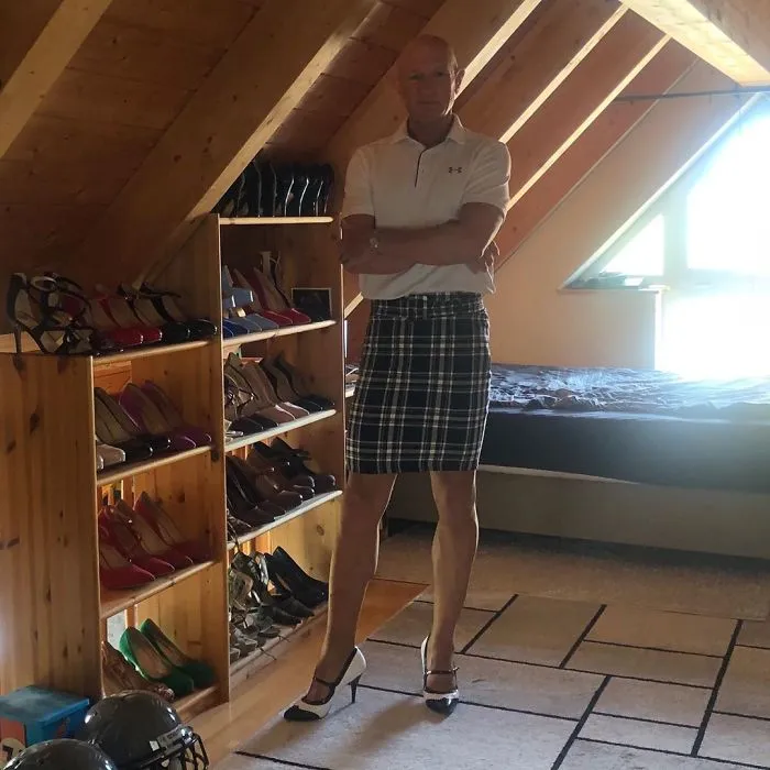 Las faldas y tacones no son solo para mujeres, y este hombre lo demuestra perfectamente (30 fotos)