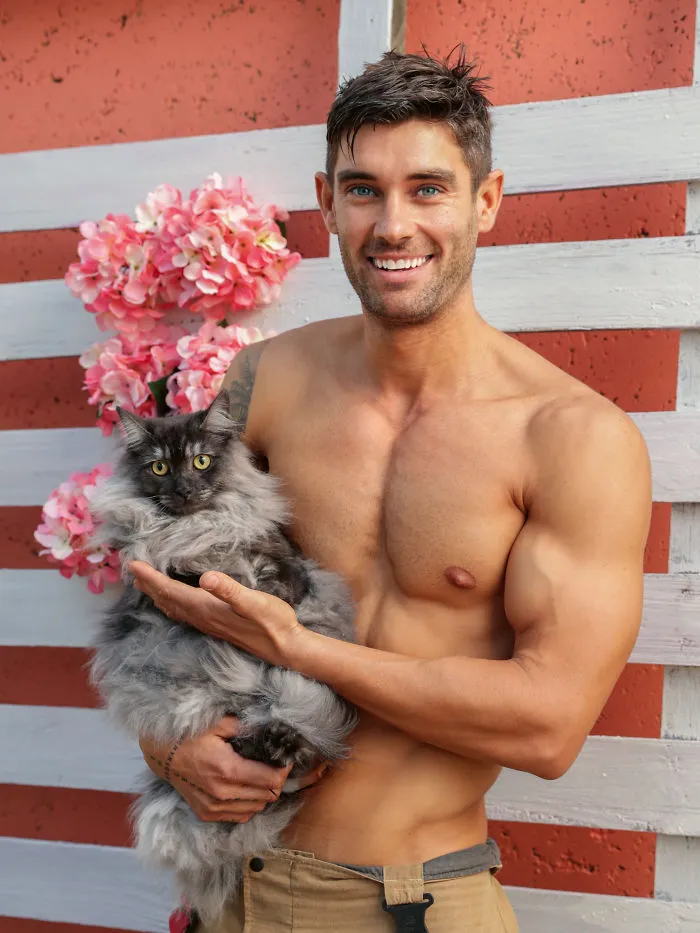 Australian Firefighters Pose For Their 2021 Charity Calendar To Treat Injured Wildlife From The Recent Fires (18 Pics)