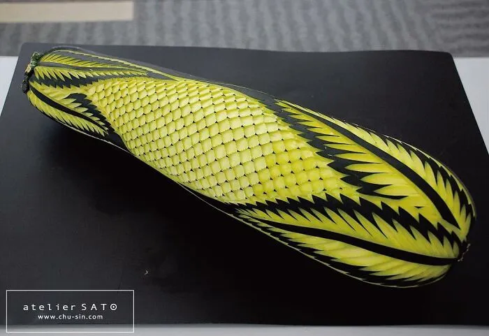 Artist Creates Beautiful Patterns On Fruits And Vegetables By Hand-Carving Intricate Designs