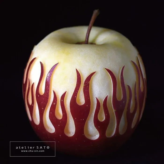 Artist Creates Beautiful Patterns On Fruits And Vegetables By Hand-Carving Intricate Designs