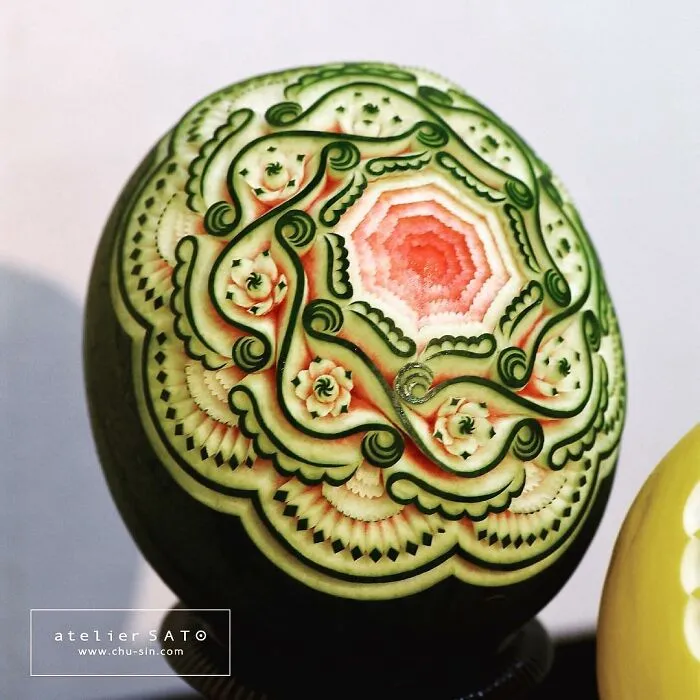 Artist Creates Beautiful Patterns On Fruits And Vegetables By Hand-Carving Intricate Designs