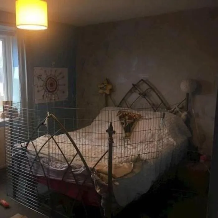 People Are Sharing Real Estate Listings From Hell, And Here Are The 26 Worst Ones