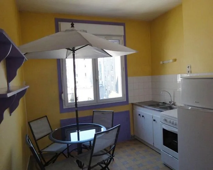 People Are Sharing Real Estate Listings From Hell, And Here Are The 26 Worst Ones