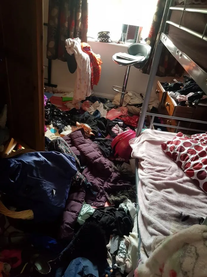 The UK's Messiest Bedrooms Of 2020 Have Just Been Revealed And They're Leaving Some People In Shock And Disgust