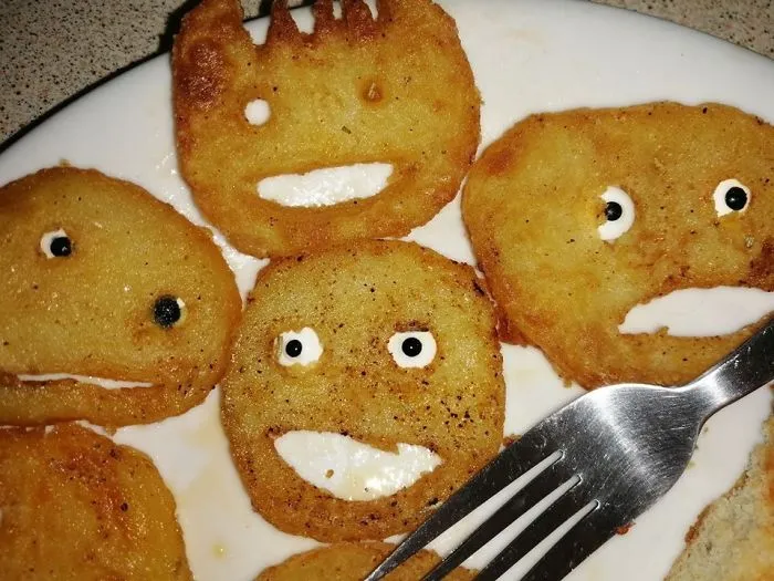 30 Of The Most Iconic Plates From The "Rate My Plate" Facebook Group