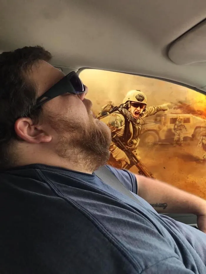 Este hombre se durmió durante un viaje en coche, y su esposa pidió a la gente que photoshopeara lo que se perdió en el trayecto (30 fotos)