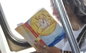 30 Times Commuters Saw Others Reading Such Strange Books While On The Subway, They Just Had To Document It