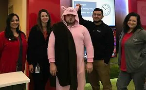 44 People Who Dressed Up For Halloween Thinking Everyone Would But No One Else Did