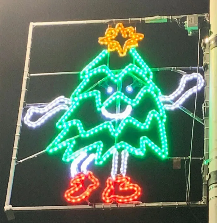 This Town Lets Kids Design Its Christmas Lights And The Results Are Absolutely Lovely (18 Pics)