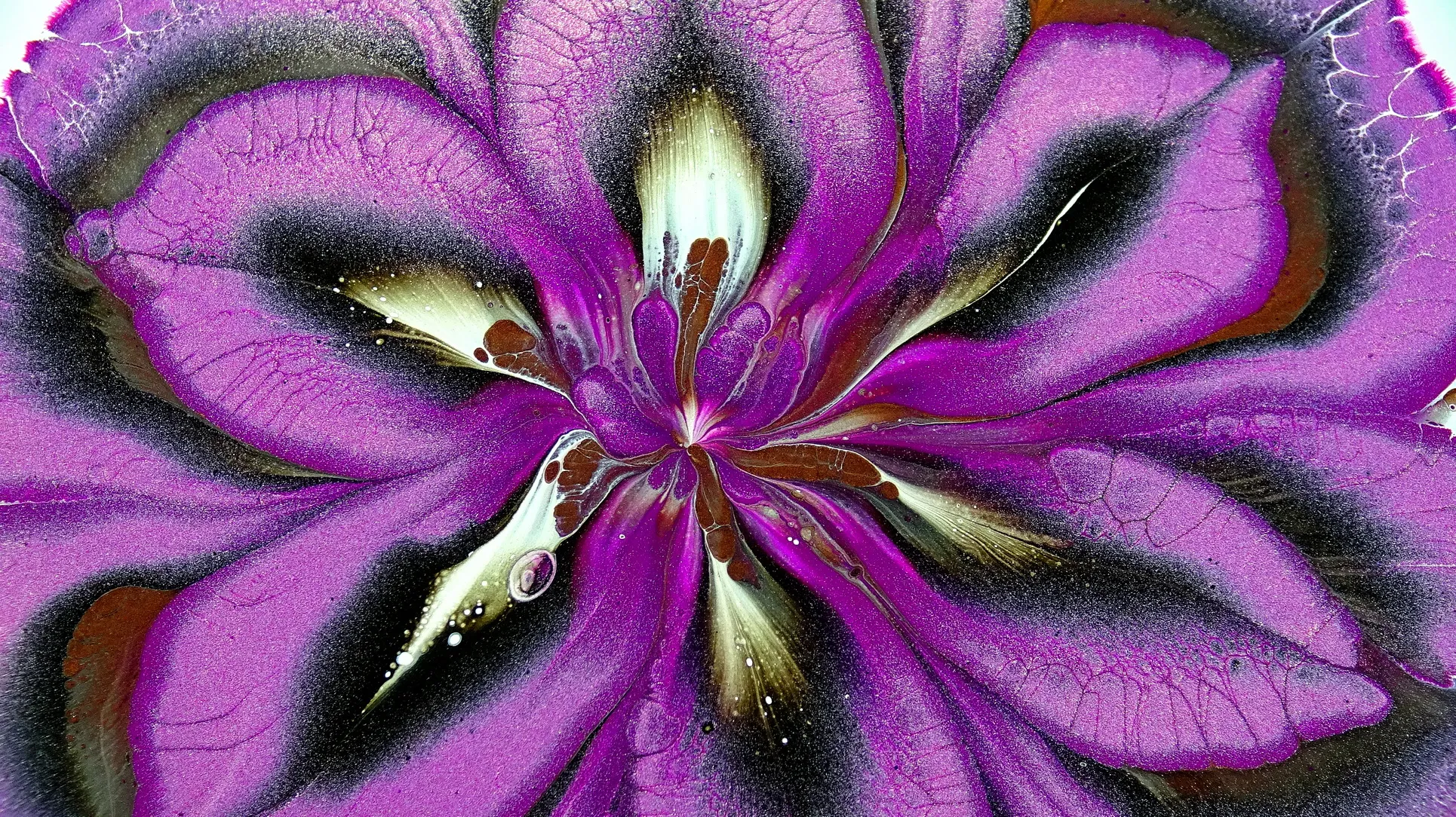 Reverse Flower Dip With Dry Paper Napkin ~ Acrylic Pour Painting ~ Fluid Art ~#staycreative
