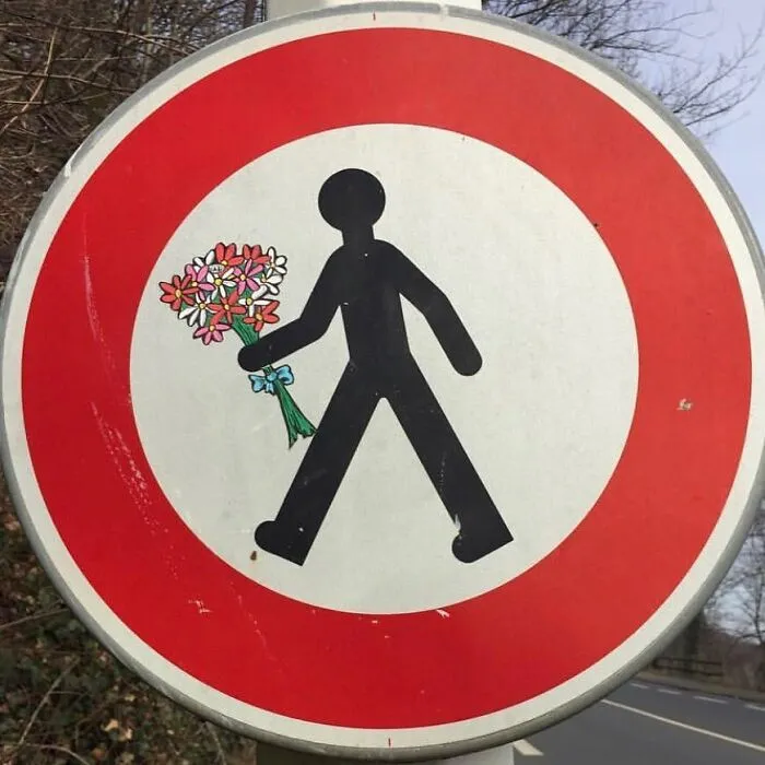 30 Genius Acts Of Vandalism By This French Artist