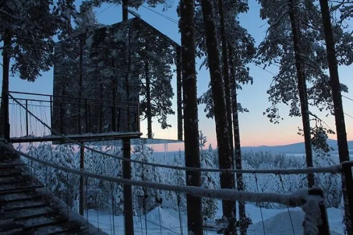 Mirror Cube (Sweden)