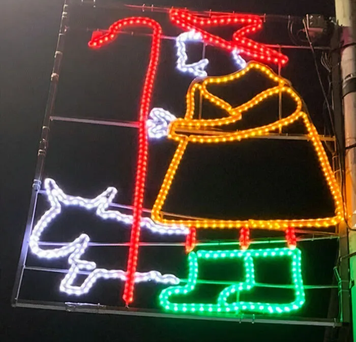 This Town Lets Kids Design Its Christmas Lights And The Results Are Absolutely Lovely (18 Pics)