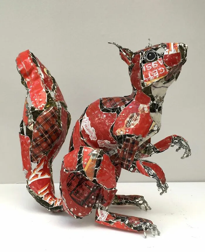 This Artist Repurposes Scrap Metal, Discarded Objects, And Textile Into Lifelike Animal Sculptures (116 Pics)