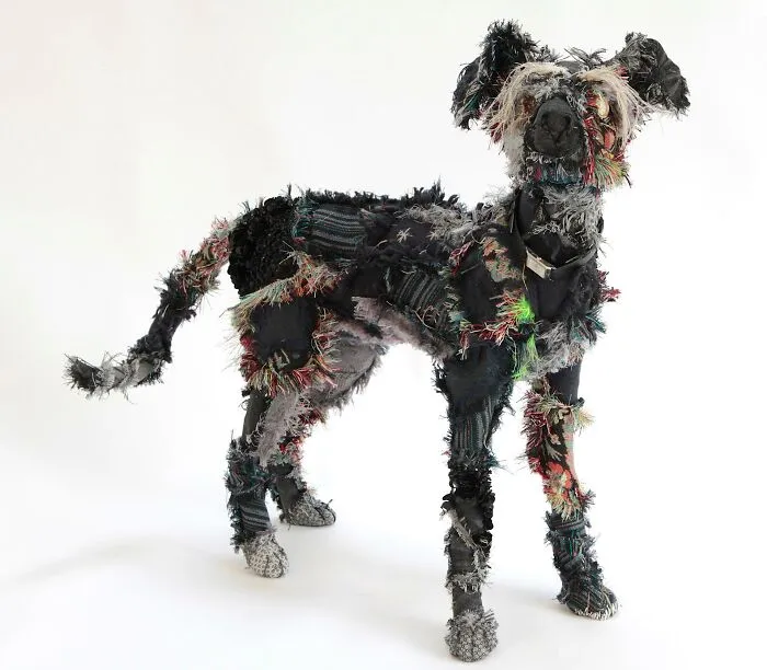 This Artist Repurposes Scrap Metal, Discarded Objects, And Textile Into Lifelike Animal Sculptures (116 Pics)