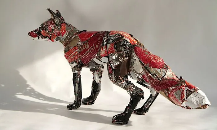 This Artist Repurposes Scrap Metal, Discarded Objects, And Textile Into Lifelike Animal Sculptures (116 Pics)