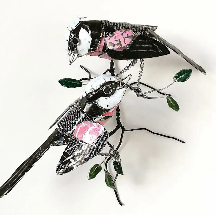 This Artist Repurposes Scrap Metal, Discarded Objects, And Textile Into Lifelike Animal Sculptures (116 Pics)