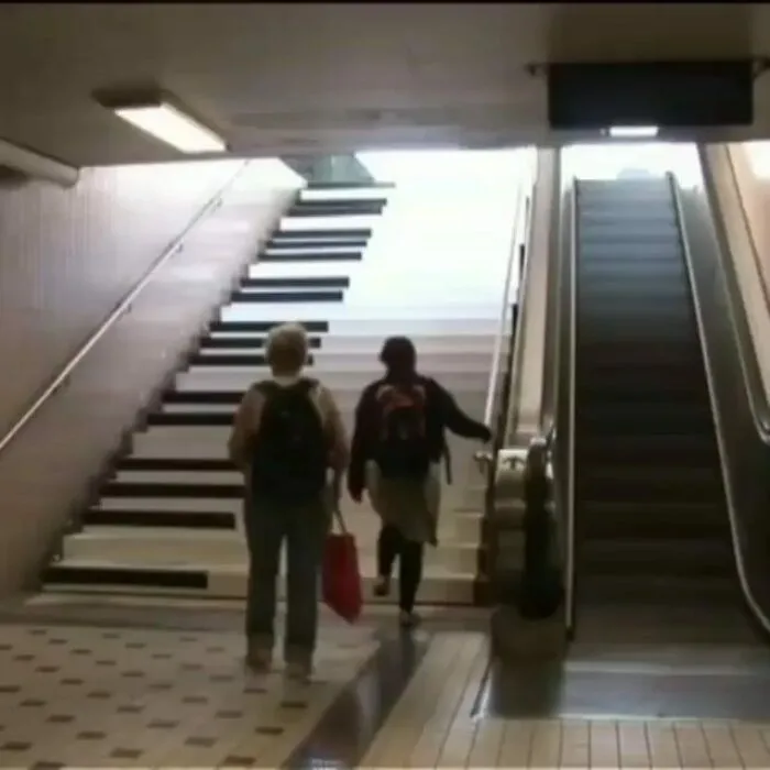 What Will Happen If A Piano Staircase Is Installed Near An Escalator?