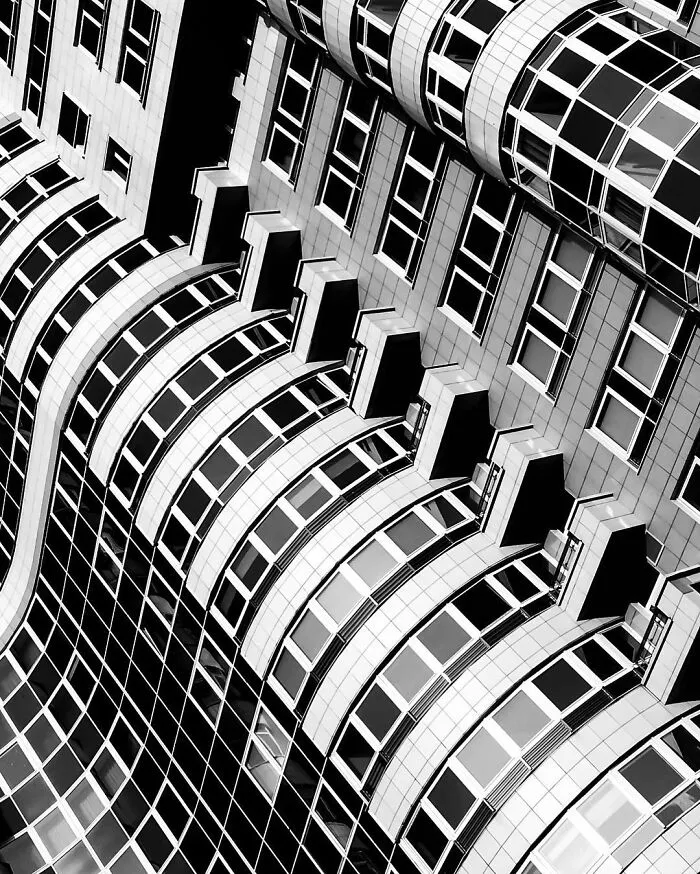 To Prove That Minsk Is Not Just An Ordinary Post-Soviet City, I Took These 60 Pictures Of Various City Facades