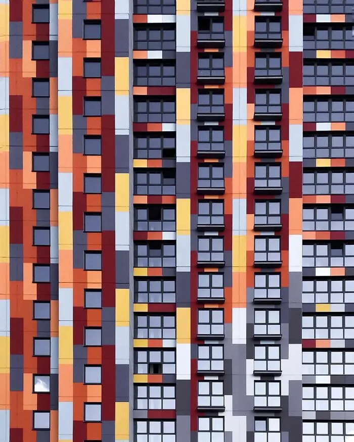 To Prove That Minsk Is Not Just An Ordinary Post-Soviet City, I Took These 60 Pictures Of Various City Facades