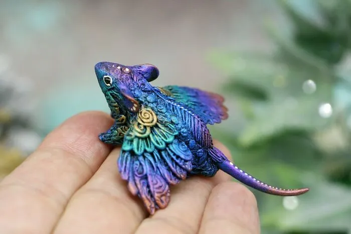 Tiny Winged Mouse