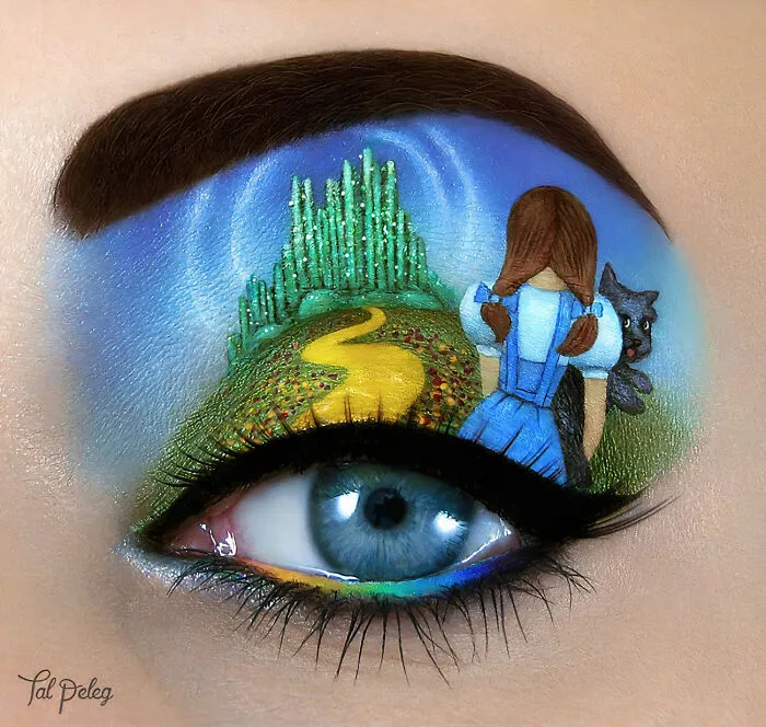 Artist Creates Magical Scenes Using Her Eyelids As A Canvas (40 Pics)