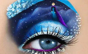 Artist Creates Magical Scenes Using Her Eyelids As A Canvas (40 Pics)