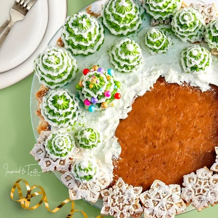 Amateur Confectioner Bakes Pies That Look Too Beautiful To Eat (17 Pics)