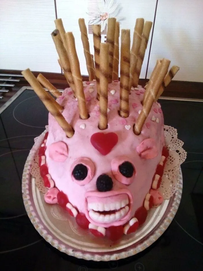 30 Times People Tried Their Hand At Making Hedgehog Cakes But Failed Miserably