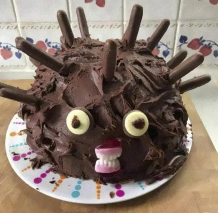 30 Times People Tried Their Hand At Making Hedgehog Cakes But Failed Miserably