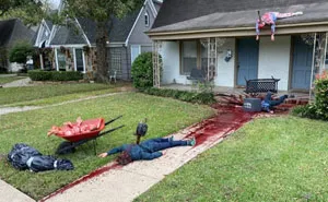 16 Times People Overdid Halloween Decorations And Got The Cops Called On Them