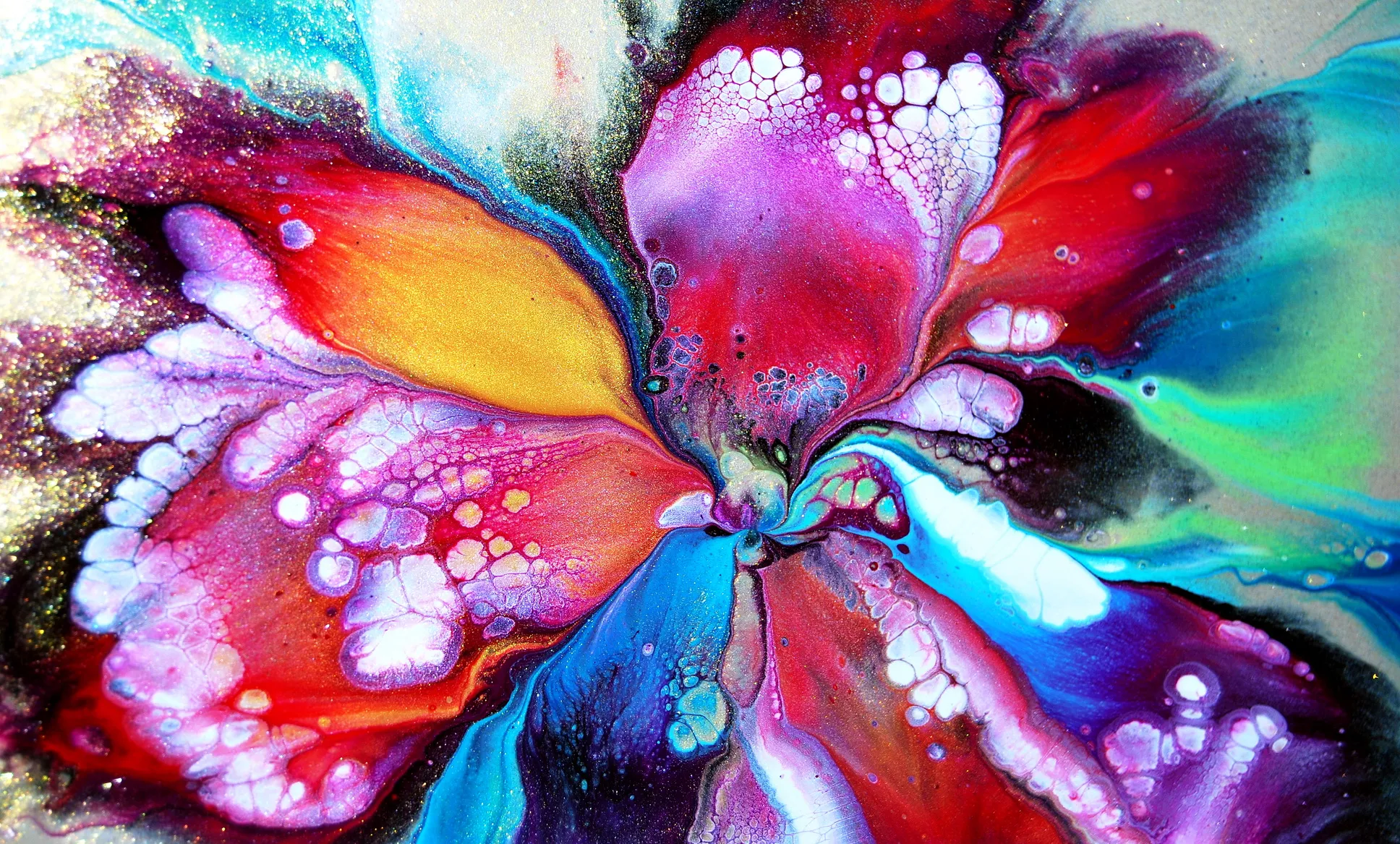 Flower Dip On A Gold Background ~ Easy Pouring For Beginners ~ Fluid Art Tutorial