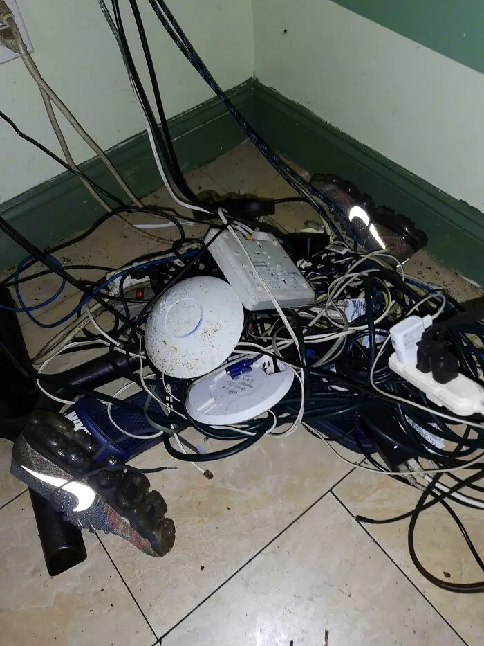 Came To A Restaurant With My Dad To Fix Their Internet Issues