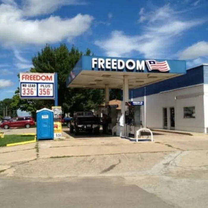 It's A Gas Station In Illinois