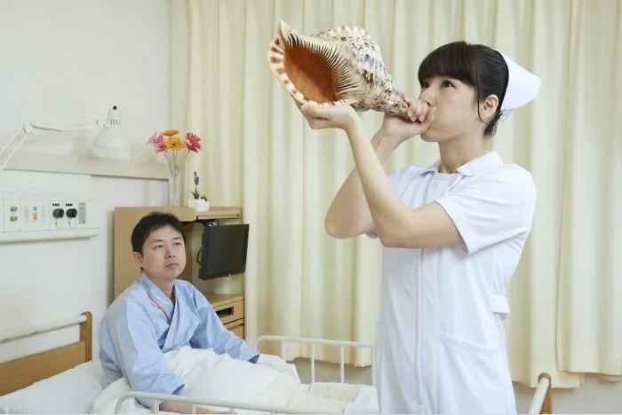 Please Nurse, Do Your Job