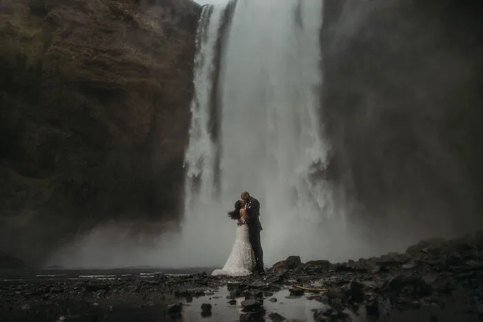 The Best Wedding Photos Of 2020 Have Just Been Announced, And Here Are The 30 Best Ones