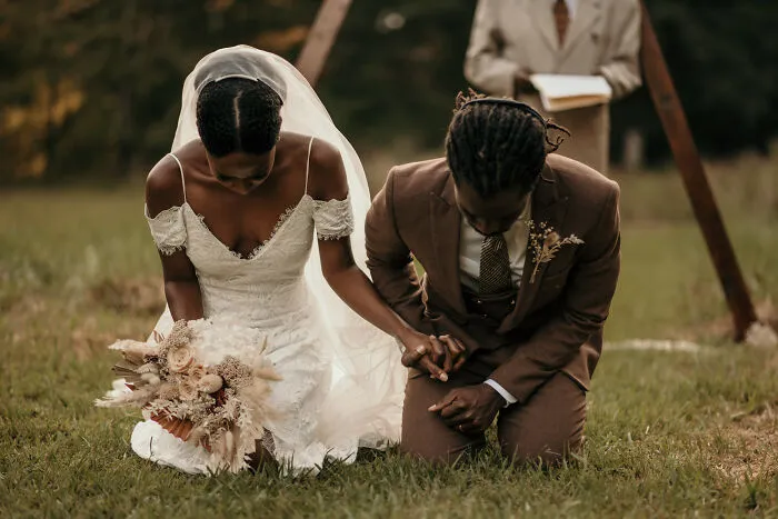 The Best Wedding Photos Of 2020 Have Just Been Announced, And Here Are The 30 Best Ones