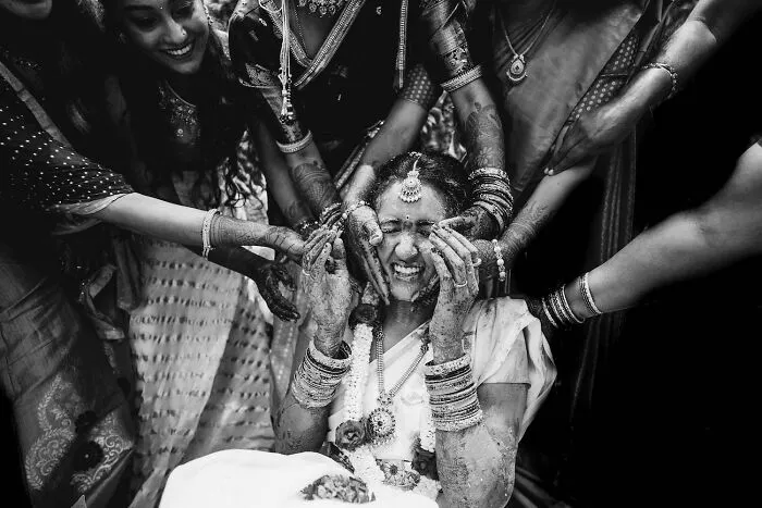 The Best Wedding Photos Of 2020 Have Just Been Announced, And Here Are The 30 Best Ones